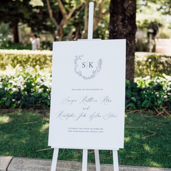 Soft Silk Wreath Welcome Sign - Image 2